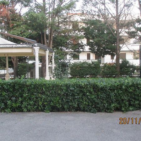 Hotel Degli Amici Sant'Egidio del Monte Albino Exterior foto